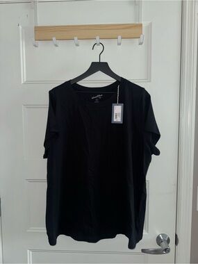 Black Crew Neck Women’s T-Shirt